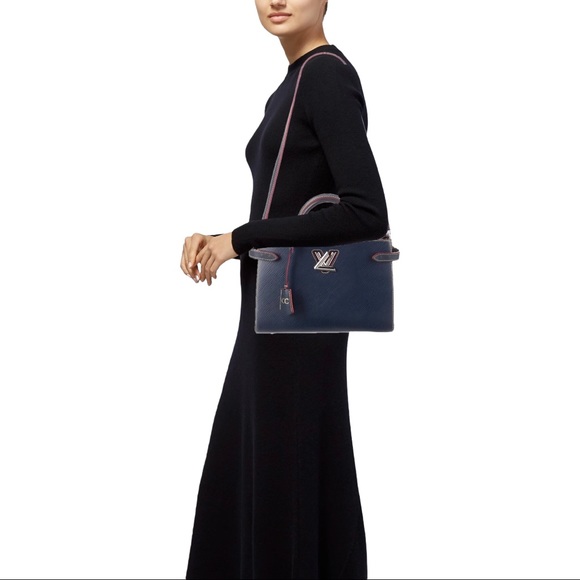 Louis Vuitton EPI Twist tote - Picture 4 of 17